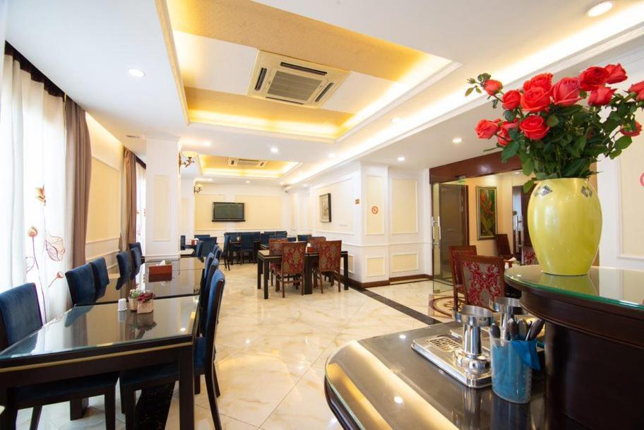 A25 Hotel - 15 Tran Quoc Toan Hanoi Kültér fotó