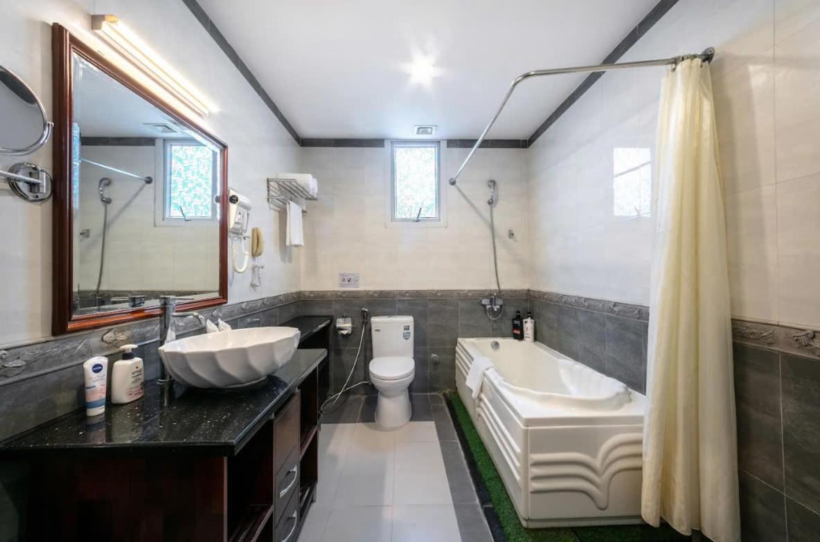A25 Hotel - 15 Tran Quoc Toan Hanoi Kültér fotó