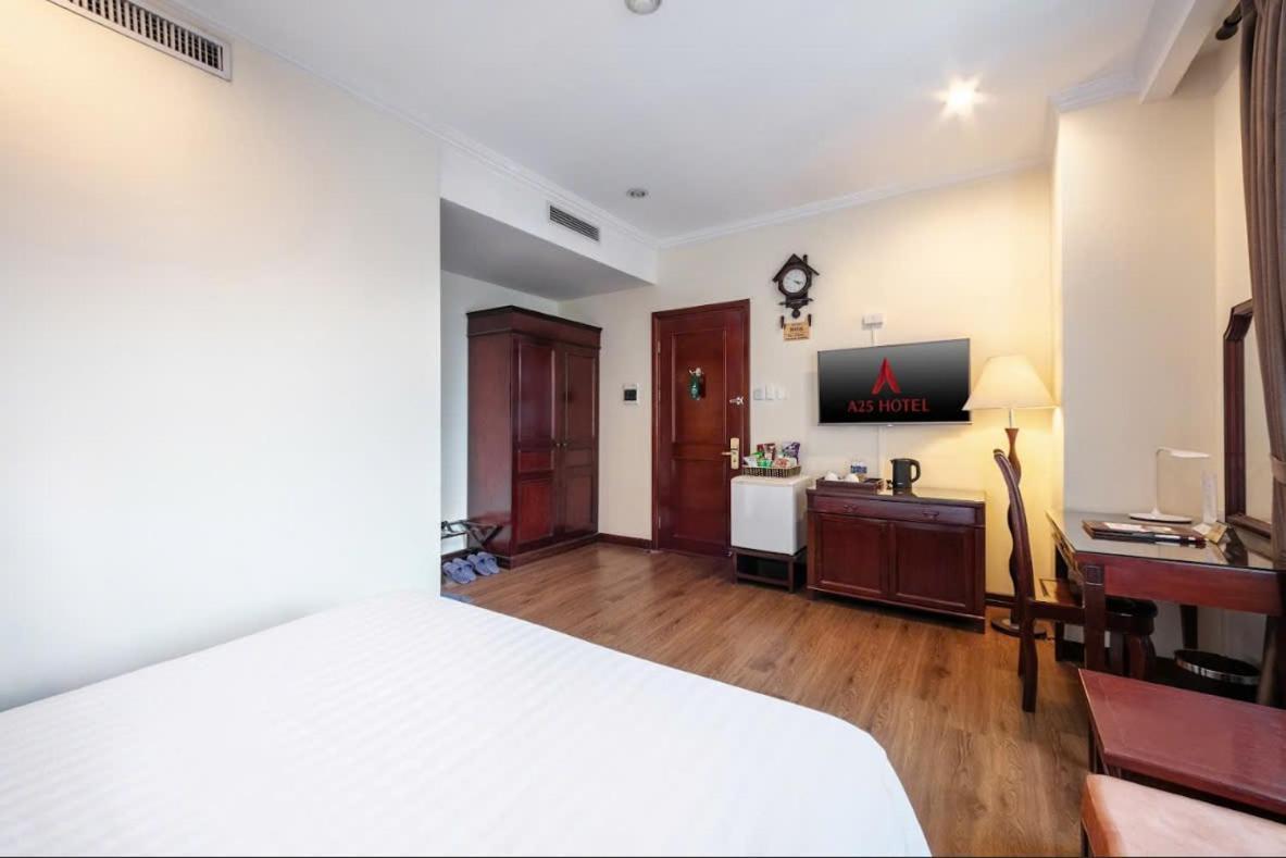 A25 Hotel - 15 Tran Quoc Toan Hanoi Kültér fotó